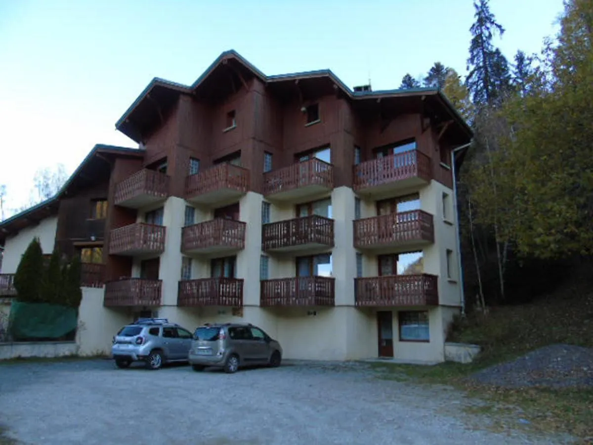 Studio Renove A Valfrejus, 4 Pers, Proche Des Pistes, Balcon Sud, Cuisine Equipee, Draps Inclus - Fr-1-561-100 Modane Apartmán