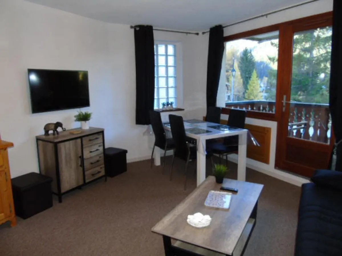 Apartment Studio Renove A Valfrejus, 4 Pers, Proche Des Pistes, Balcon Sud, Cuisine Equipee, Draps Inclus - Fr-1-561-100 Modane